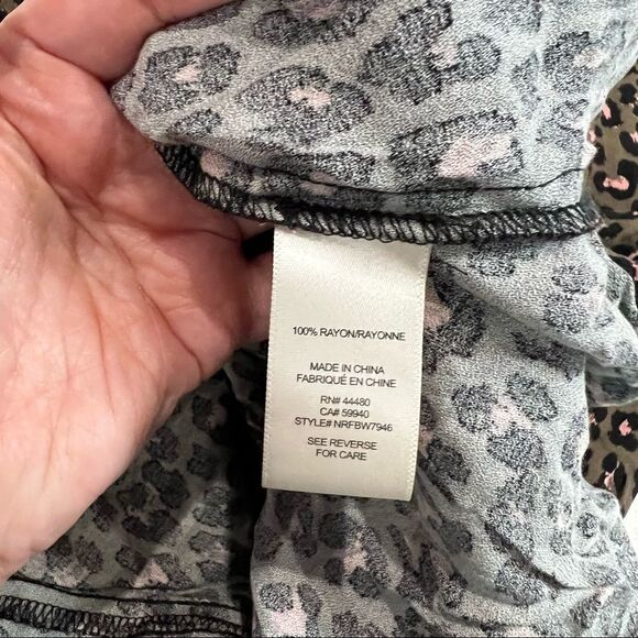 Love,‎ Fire Olive Green Pink Leopard Print Skirt - Picture 5 of 6